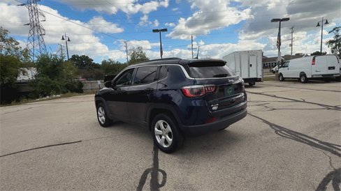 Used 2019 Jeep Compass Latitude image 6