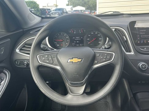 Used 2022 Chevrolet Malibu LS image 20
