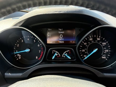 Used 2018 Ford Escape Titanium image 34