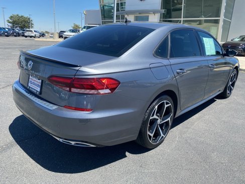 Used 2021 Volkswagen Passat 2.0T R-Line image 7