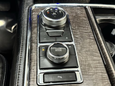 Used 2018 Ford Expedition Max Limited w/ Equipment Group 301A image 28