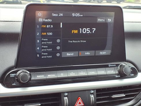 Used 2019 Kia Forte LXS image 9