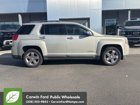 Used 2013 GMC Terrain SLT w/ Cargo Package image 4