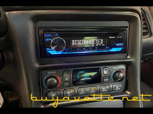 Used 2001 Chevrolet Corvette Coupe w/ Preferred Equipment Group2 image 17