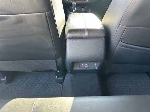 Certified 2022 Nissan Altima 2.5 SR image 29