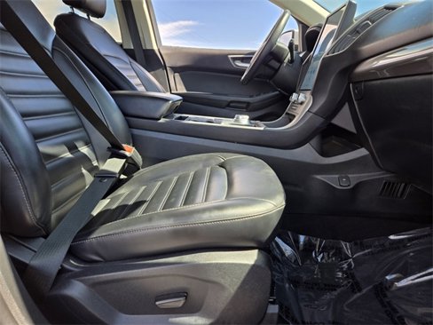 Used 2024 Ford Edge SEL image 16
