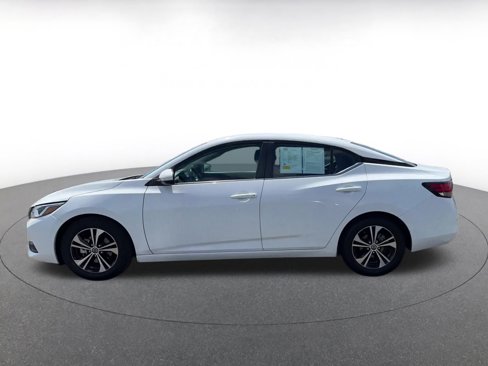 Used 2021 Nissan Sentra SV image 9