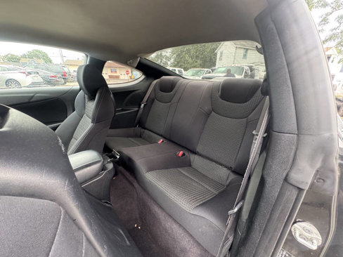 Used 2011 Hyundai Genesis 2.0T image 21