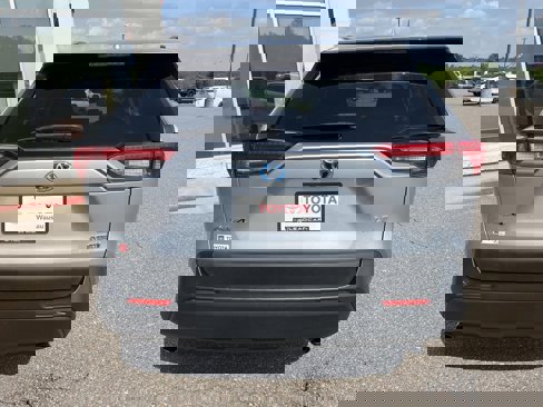 Certified 2019 Toyota RAV4 LE image 24