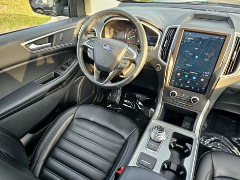 Used 2021 Ford Edge SEL w/ Convenience Package image 29