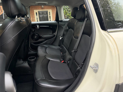 Used 2018 MINI Cooper S image 21