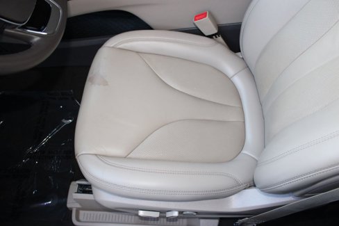 Used 2021 Lincoln Nautilus FWD w/ Equipment Group 101A image 13