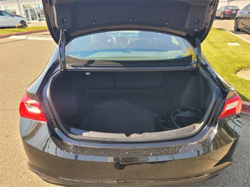 Used 2023 Chevrolet Malibu LT image 11