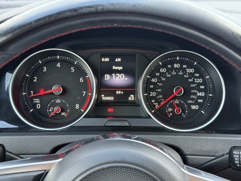 Used 2018 Volkswagen GTI SE image 12