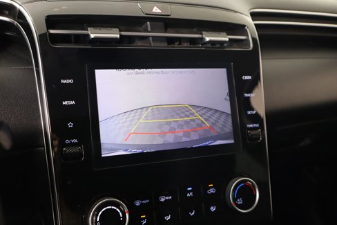 Used 2022 Hyundai Tucson SE image 6