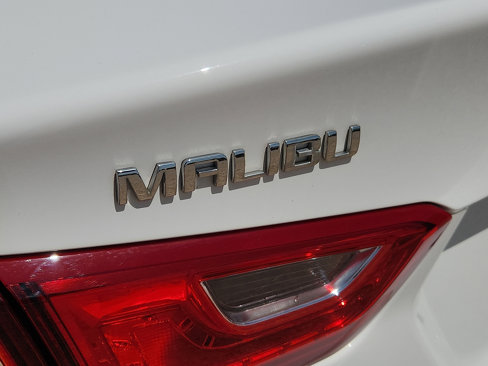 Used 2023 Chevrolet Malibu LS image 8
