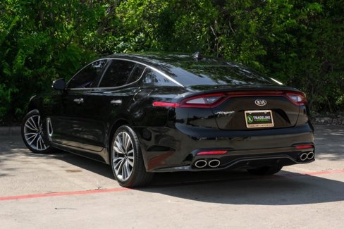 Used 2018 Kia Stinger Premium image 12