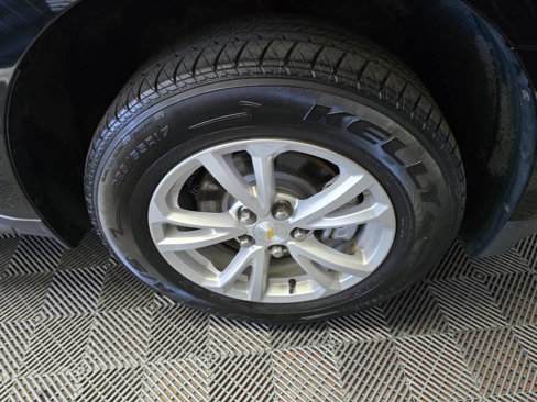 Used 2017 Chevrolet Equinox LS image 36