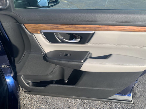 Used 2020 Honda CR-V Touring image 31