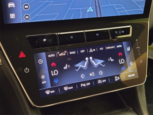Used 2024 Maserati Grecale GT image 37