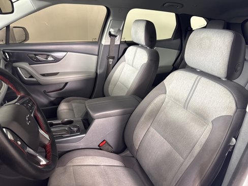 Used 2019 Chevrolet Blazer LT image 16