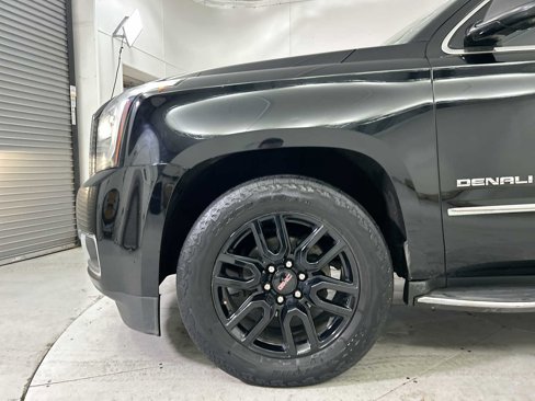 Used 2016 GMC Yukon Denali w/ Open Road Package image 19