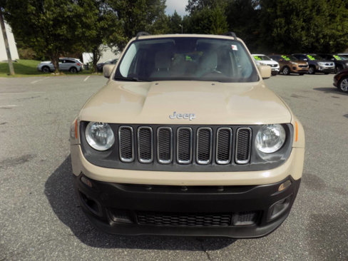 Used 2015 Jeep Renegade Latitude image 6