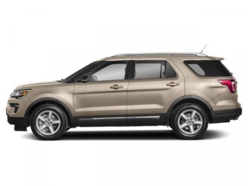 Used 2018 Ford Explorer XLT w/ Equipment Group 202A image 3