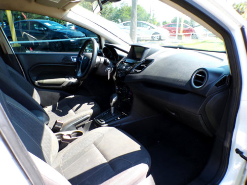 Used 2014 Ford Fiesta SE w/ Equipment Group 201A image 18