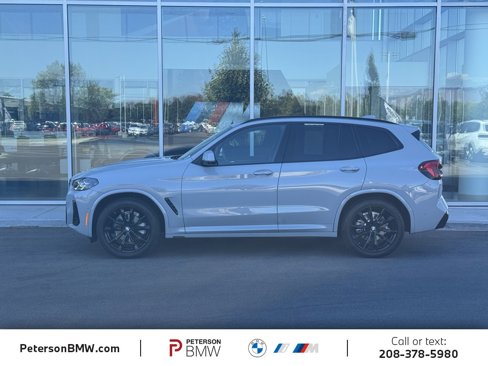 Used 2023 BMW X3 xDrive30i w/ M Sport Package image 3