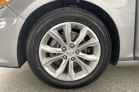 Used 2023 Chevrolet Malibu LT image 45