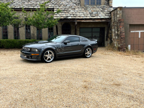 Used 2007 Ford Mustang GT image 2