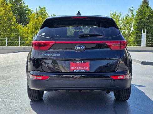 Used 2017 Kia Sportage LX image 5