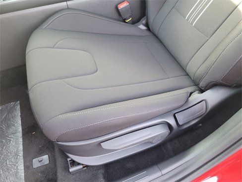 New 2025 Hyundai Elantra SEL image 15
