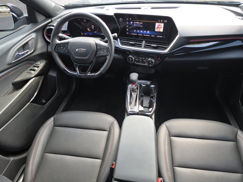 Used 2024 Chevrolet Trax RS w/ Driver Confidence Package image 27