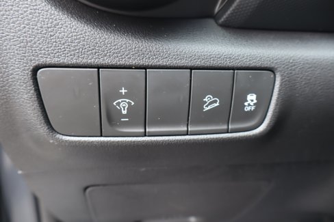 Used 2023 Hyundai Kona SEL image 18