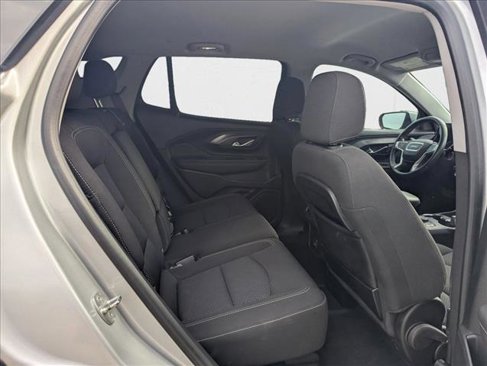 Used 2022 GMC Terrain SLE w/ Driver Convenience Package image 17