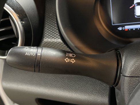 Used 2024 Nissan Kicks SV image 19
