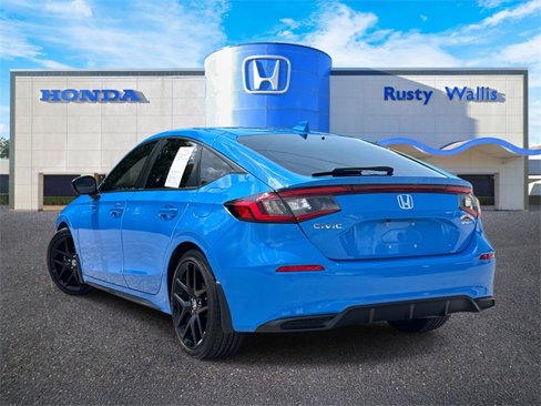Used 2022 Honda Civic Sport image 3