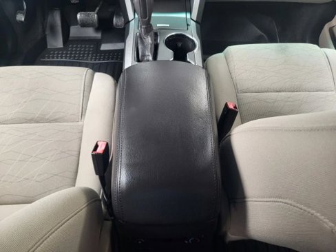 Used 2015 Ford Explorer FWD image 30