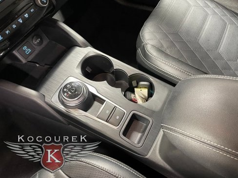Used 2023 Ford Escape Platinum w/ Premium Technology Package image 17