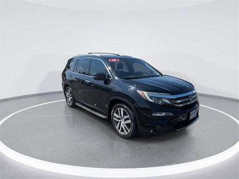 Used 2016 Honda Pilot Touring image 10