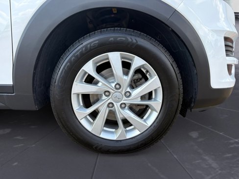 Used 2020 Hyundai Tucson SE image 40