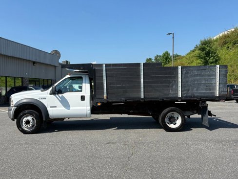 Used 2007 Ford F550 2WD Regular Cab Super Duty image 13