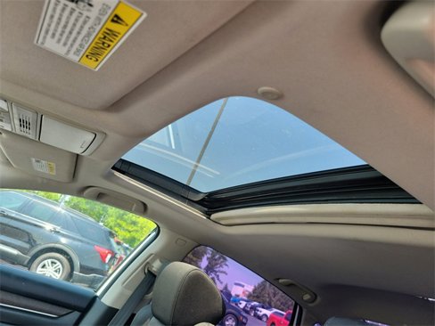 Used 2018 Honda Accord EX image 21