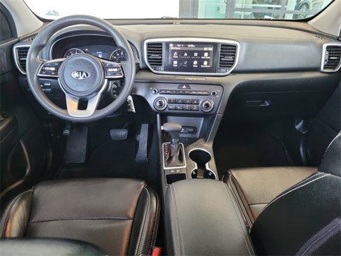 Certified 2022 Kia Sportage LX image 12