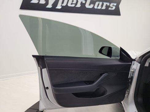 Used 2020 Tesla Model 3 Long Range image 16