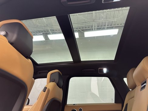 Used 2021 Land Rover Range Rover Sport HSE Dynamic image 44