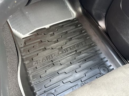 Used 2020 Jeep Grand Cherokee Trailhawk image 36