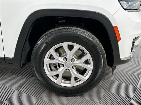 Certified 2022 Jeep Grand Cherokee L Limited image 15